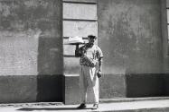 Cake man standing, Cuba