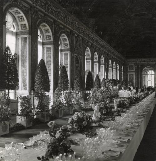 Versailles, The Lunch (for the King George VI and Queen Elizabeth of England): The table is set, and the Hall of Mirrors ready for the luncheon, Hall of Mirrors, Palace of Versailles, France
