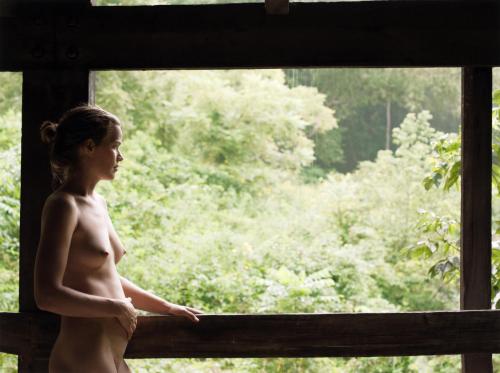 © Lucas Foglia. Image Courtesy of Light Work, Syracuse, NY. For educational purposes only.