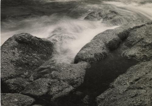 Ocean spraying on rocks