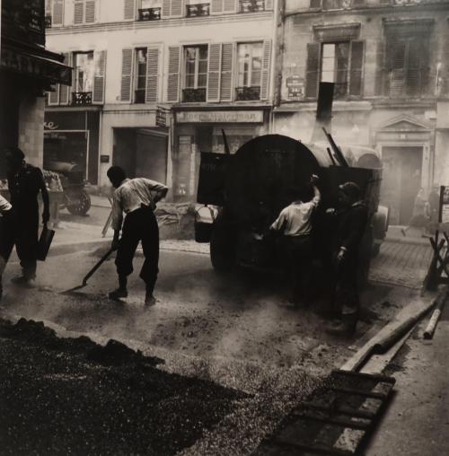 Rue des Martyrs, Paris (laying tarmac)