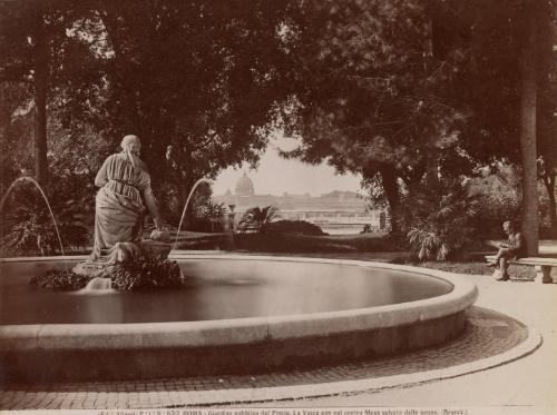 Roma - Giardino pubblico del Pincio. La Vasca con nel centro Mosè salvato dalle acque