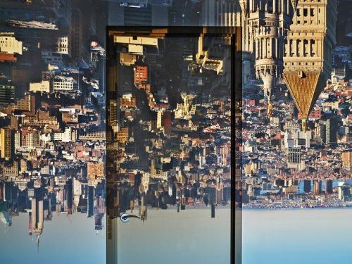 Camera Obscura: View of Manhattan from Financial District, Late Afternoon